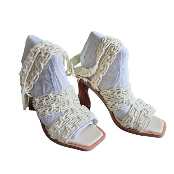 Sam Edelman Harleigh Heels - Picture 5 of 12